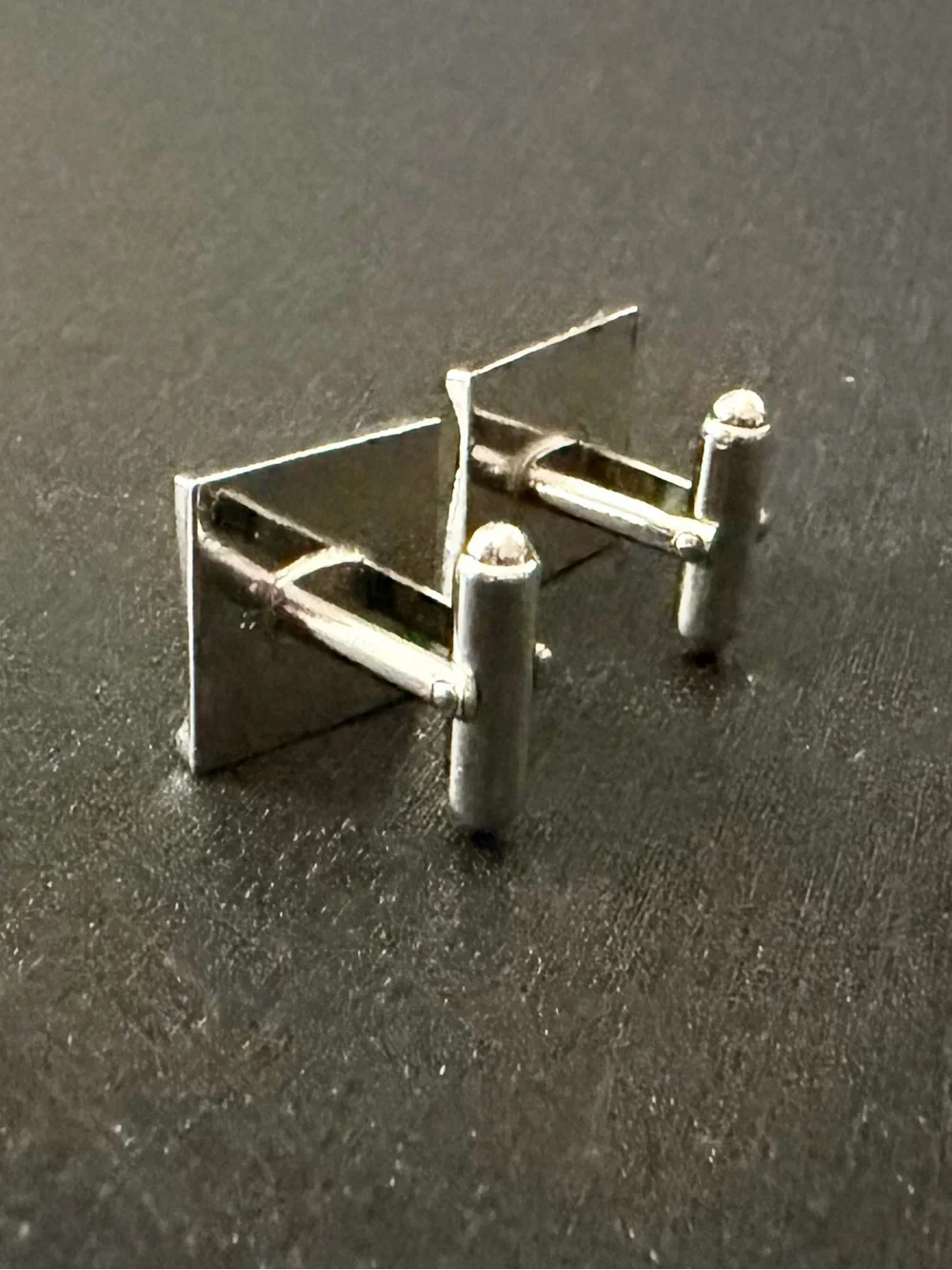 N/A silver tone